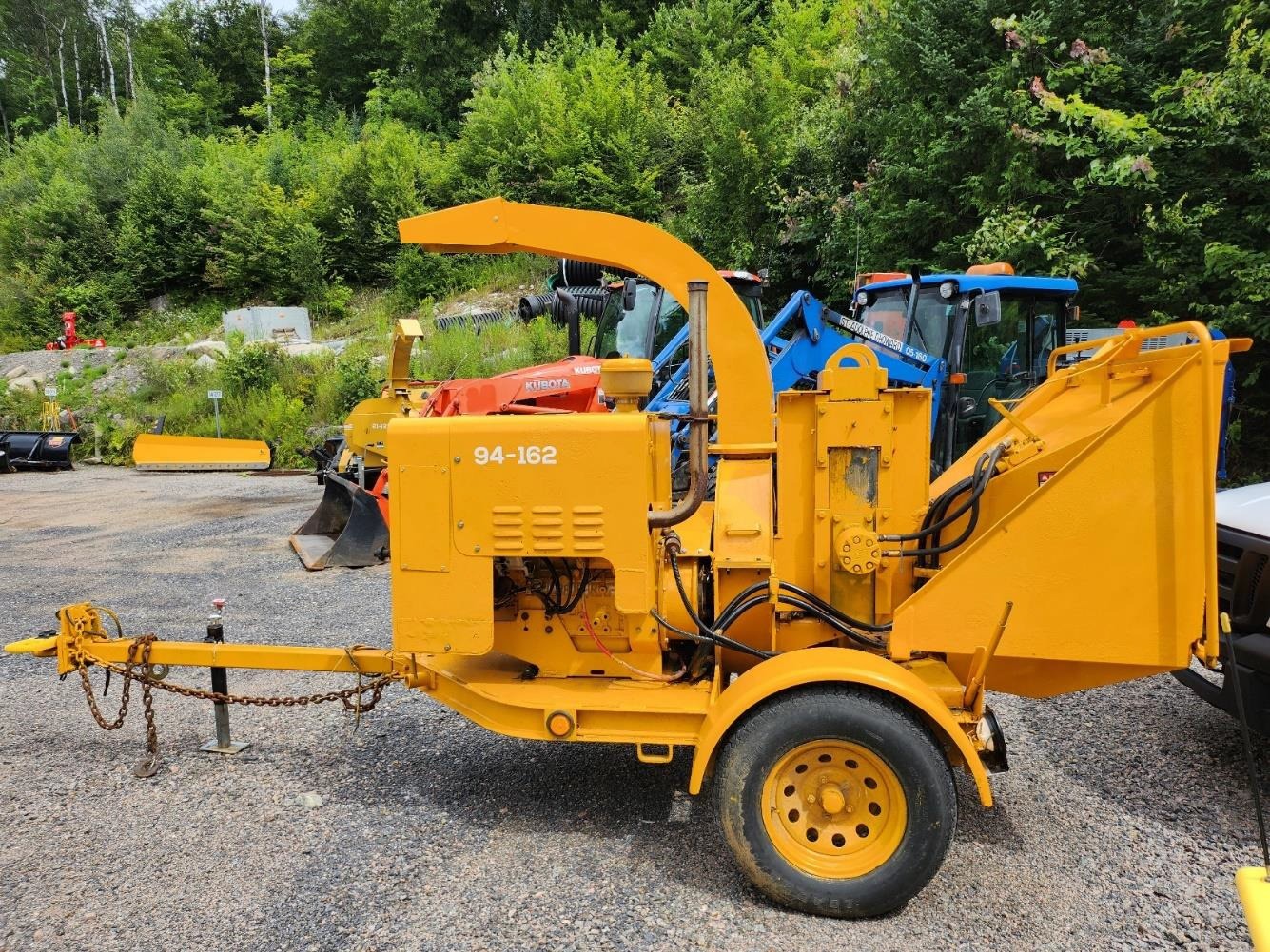 VENTE PAR APPEL D'OFFRES D'UNE DÉCHIQUETEUSE